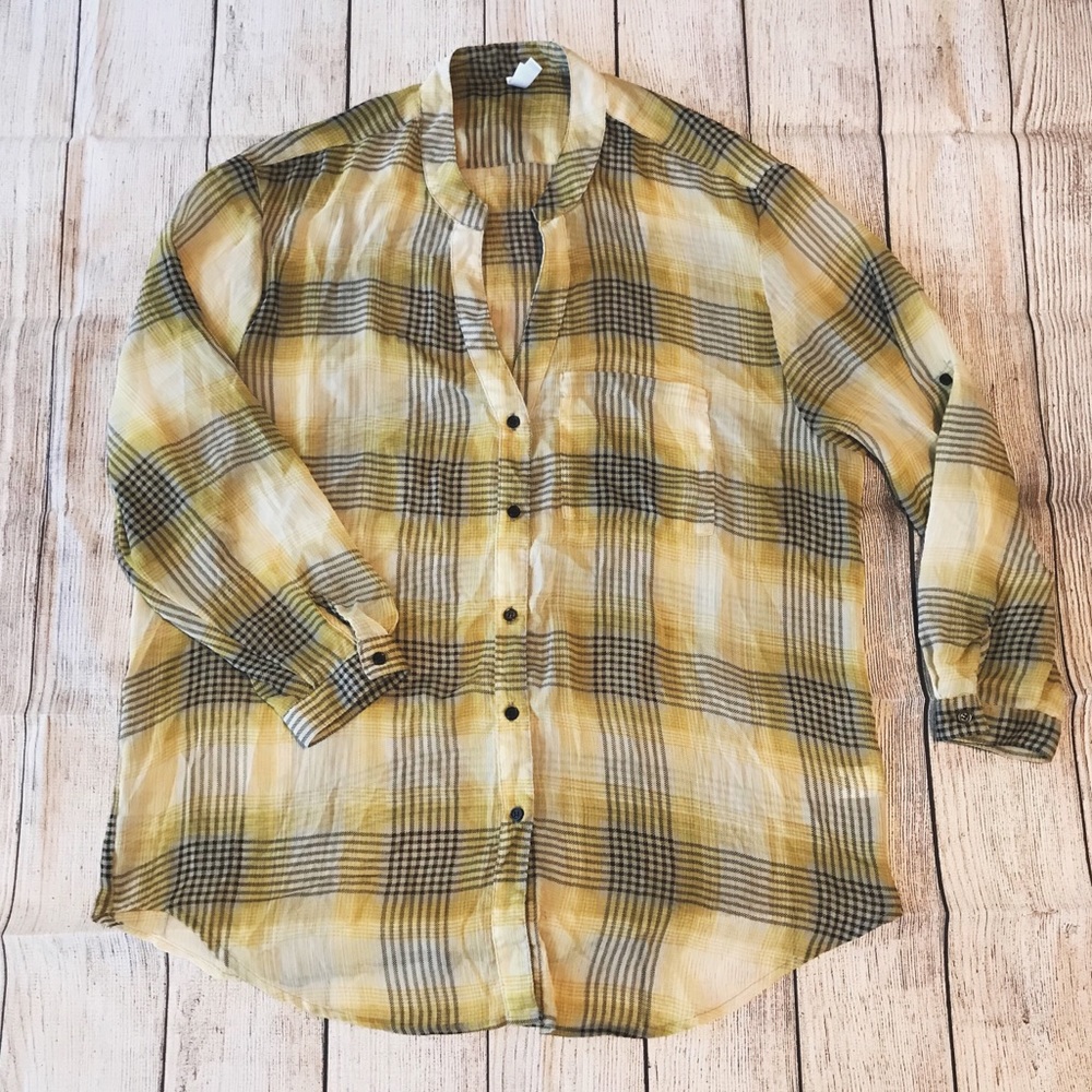 Xhilaration Button Down Blouse